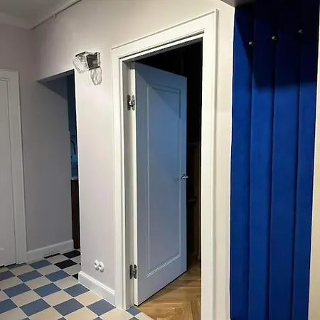 Apartment Beautiful In The Old Town Area Zoliborz