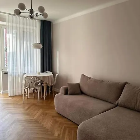 Beautiful In The Old Town Area Zoliborz Apartment *