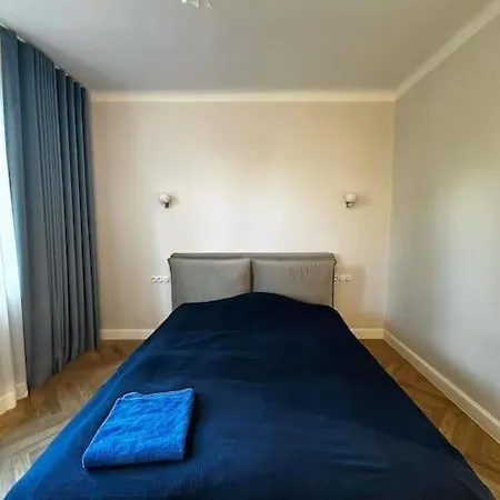 Beautiful In The Old Town Area Zoliborz Apartment