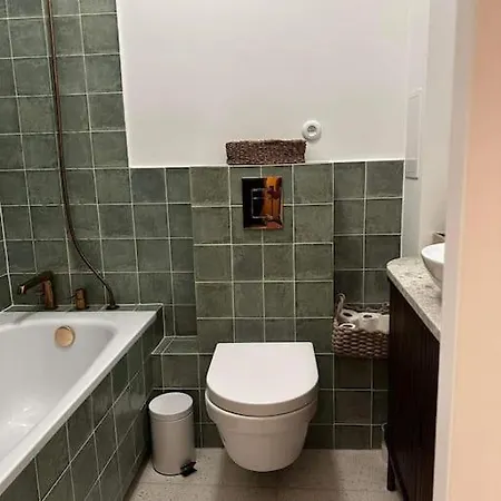 Apartment Beautiful In The Old Town Area Zoliborz